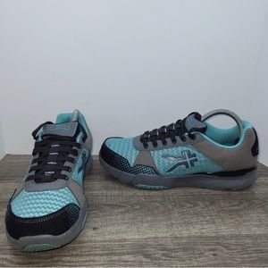 KURU Quantam Sneakers